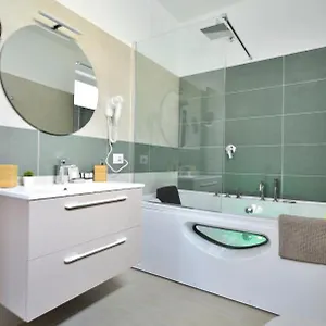 Romantic Con Vasca Idromassaggio Casa vacanze